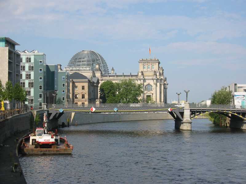 Berlin - Bild 29 von 36 - 101-0101_IMG_Reichstag.JPG